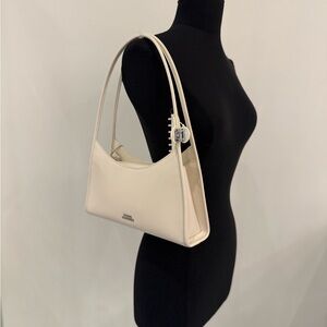 THE GLAM CLAW CLIP SHOULDER BAG - cloud white